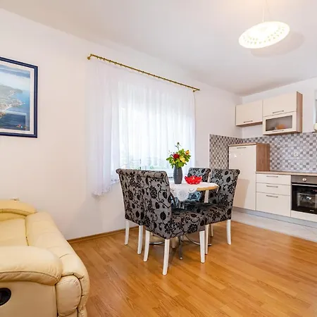 Apartmán Dom Giricic