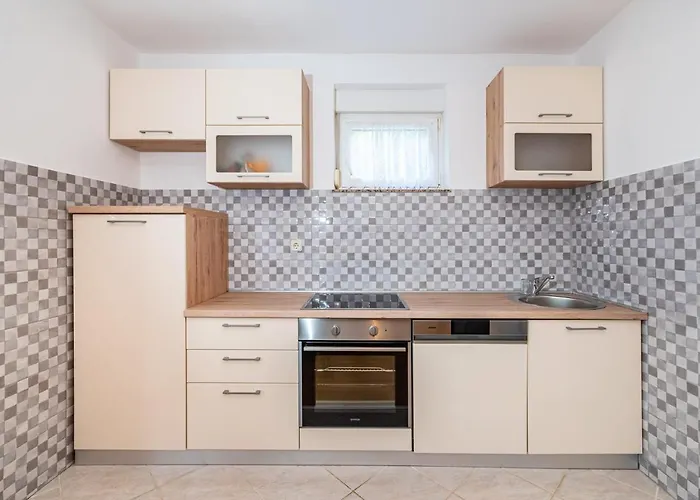 Apartman Dom Giricic